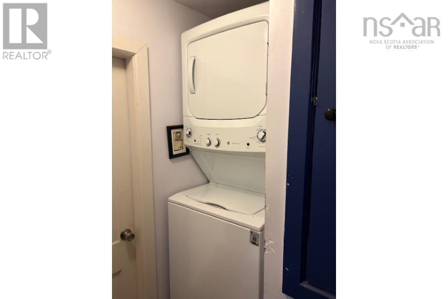 Property 17 of 37 of 6411 6413 6415 Quinpool Road