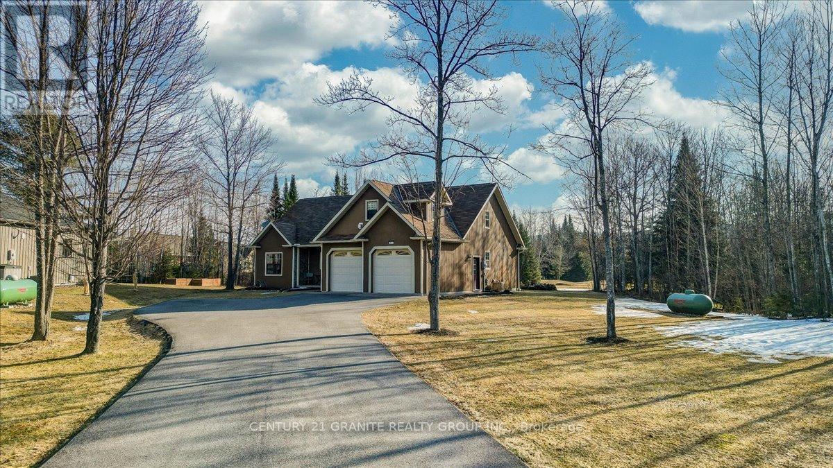 52 NICKLAUS DRIVE - 39