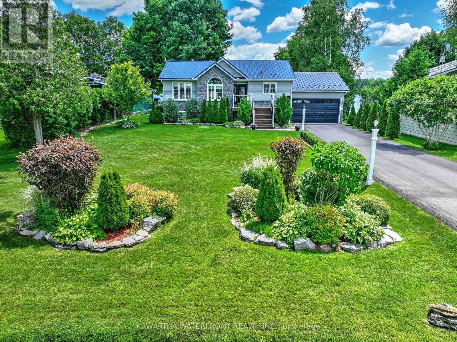 26 GREENWOOD CRESCENT - 23
