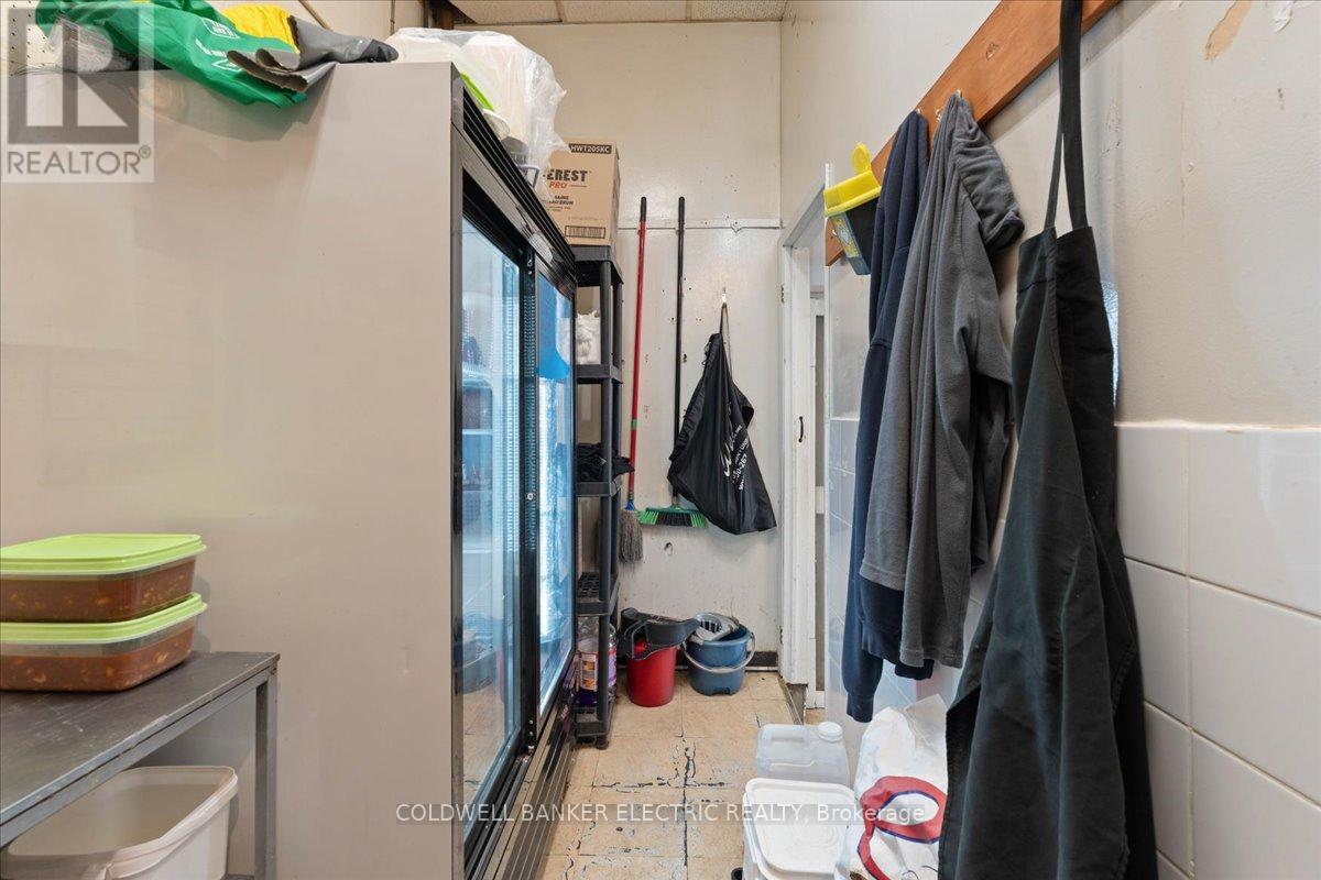 UNIT #10 - 833 CHEMONG ROAD — photo 15