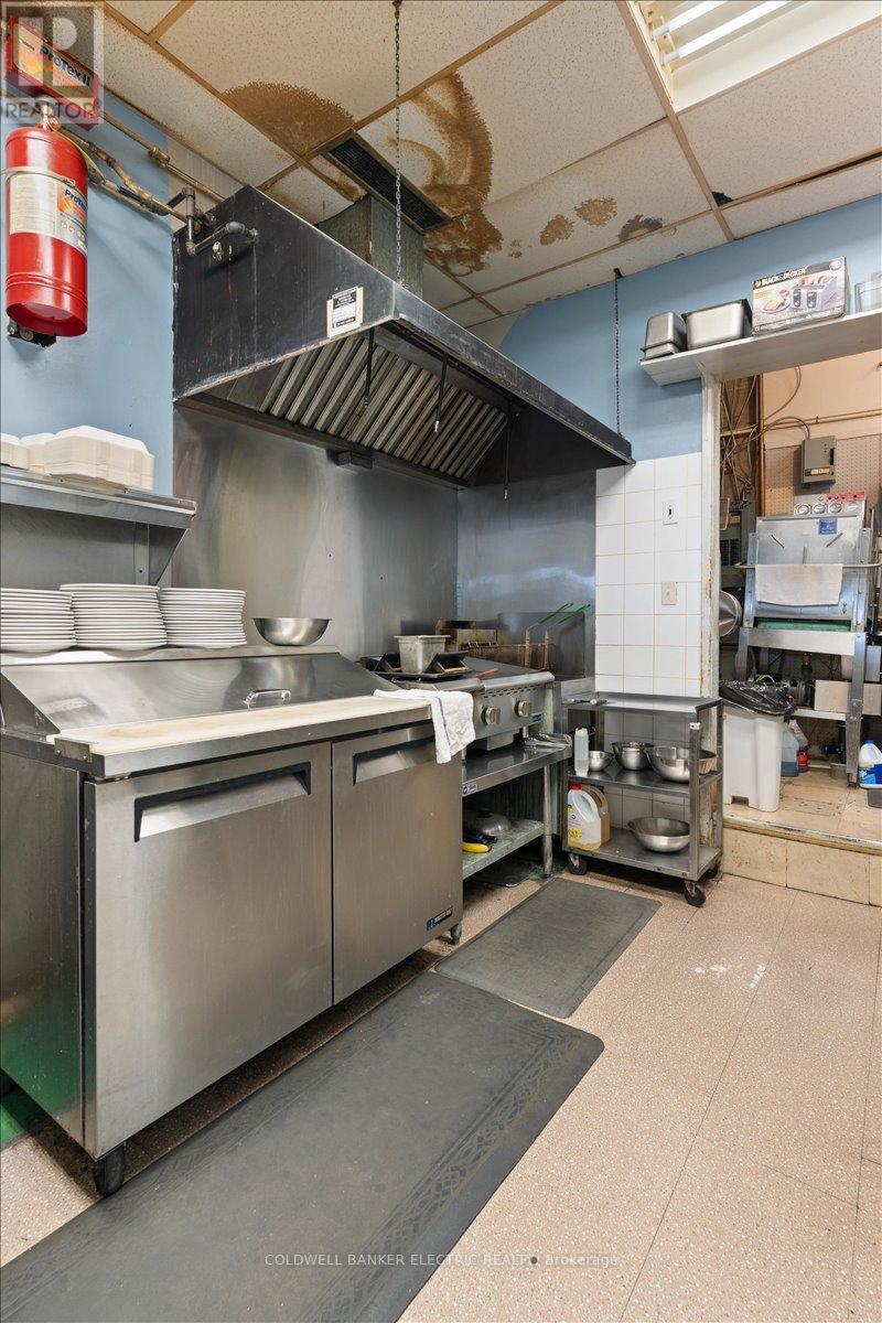 UNIT #10 - 833 CHEMONG ROAD — photo 8
