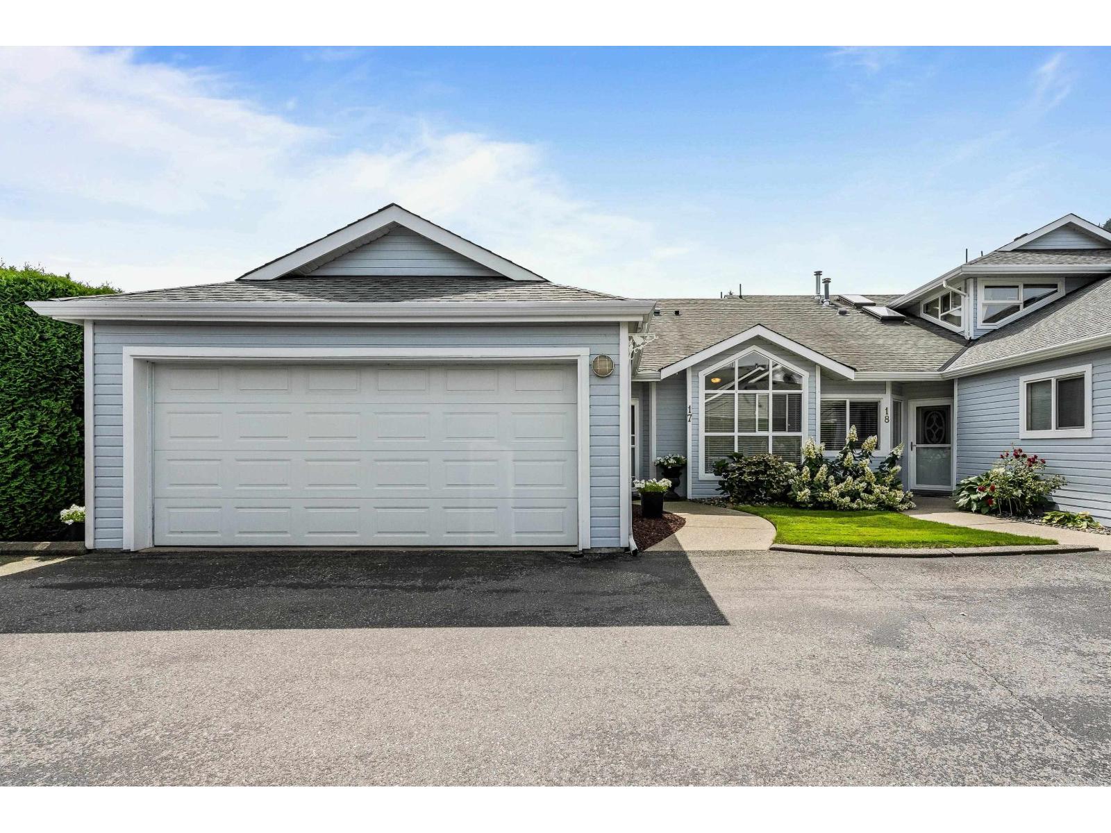 17 730 MCCOMBS DRIVE, Harrison Hot Springs