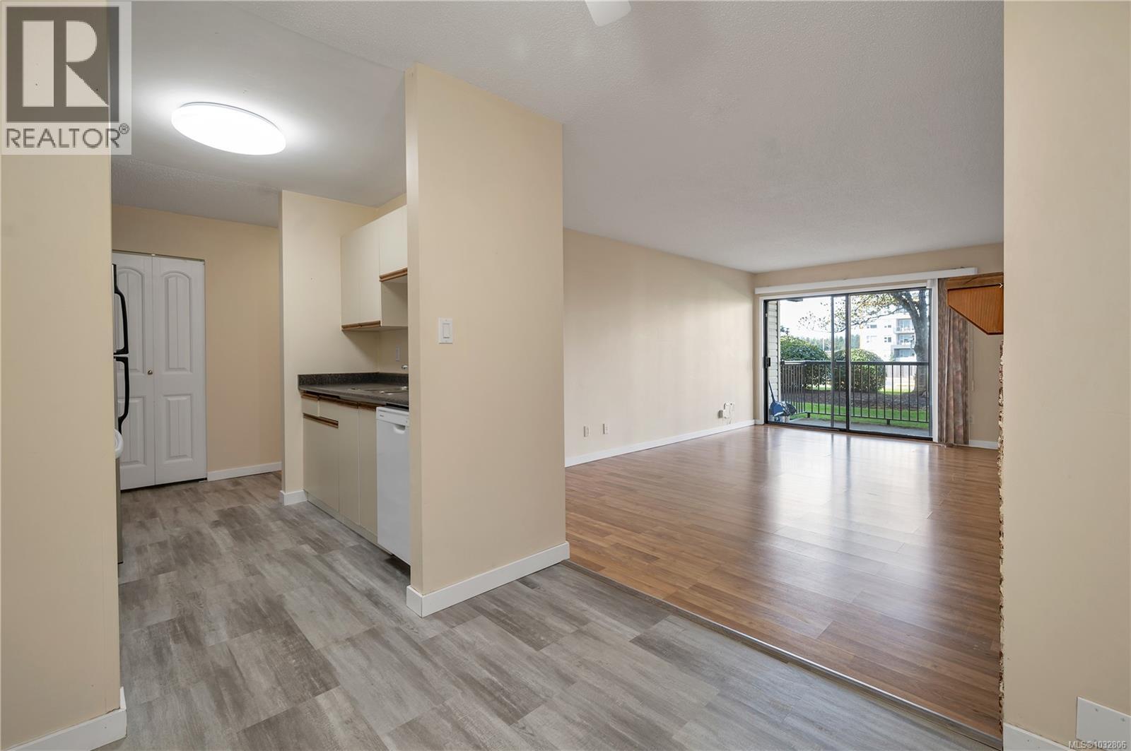 #113 585 Dogwood St S - 12