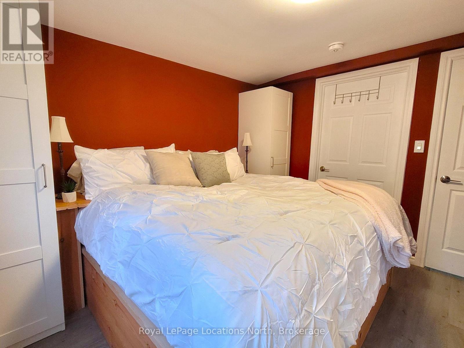 King Size Bed