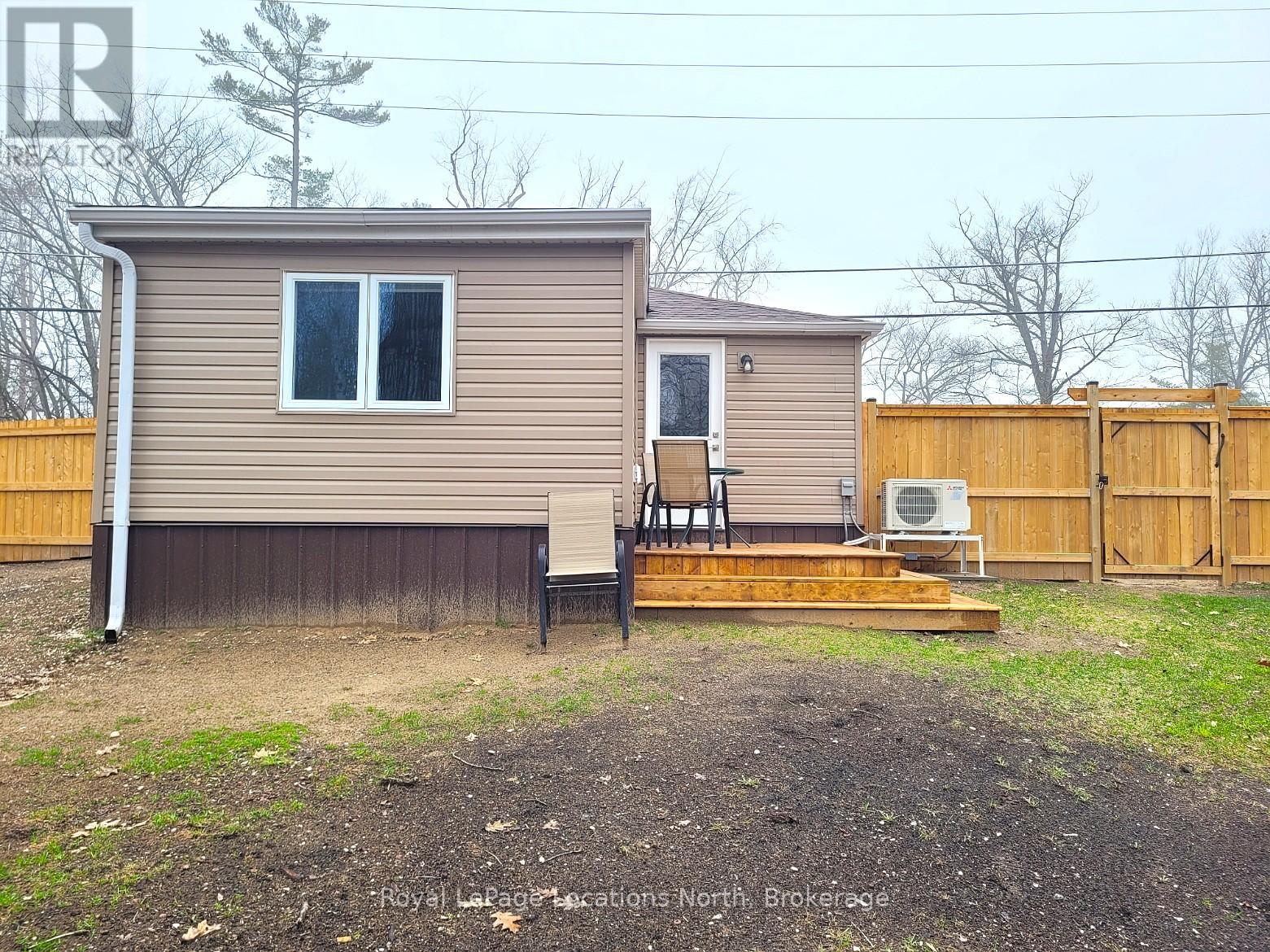 Newer windows, roof, doors