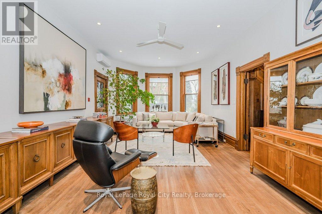 80 LONDON ROAD W - 11