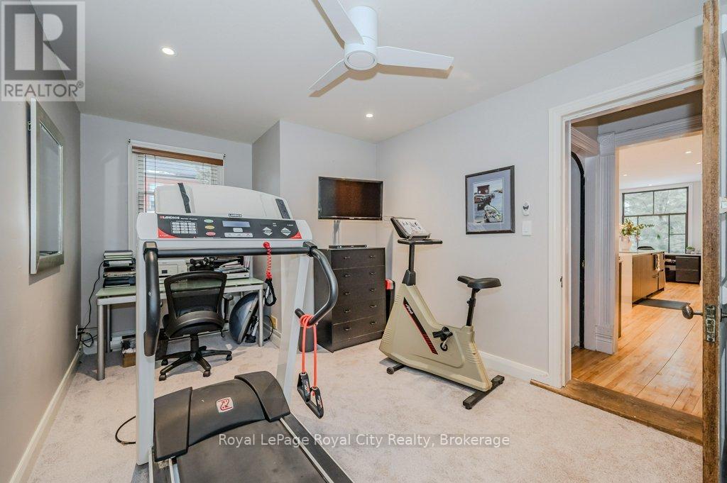 80 LONDON ROAD W - 21