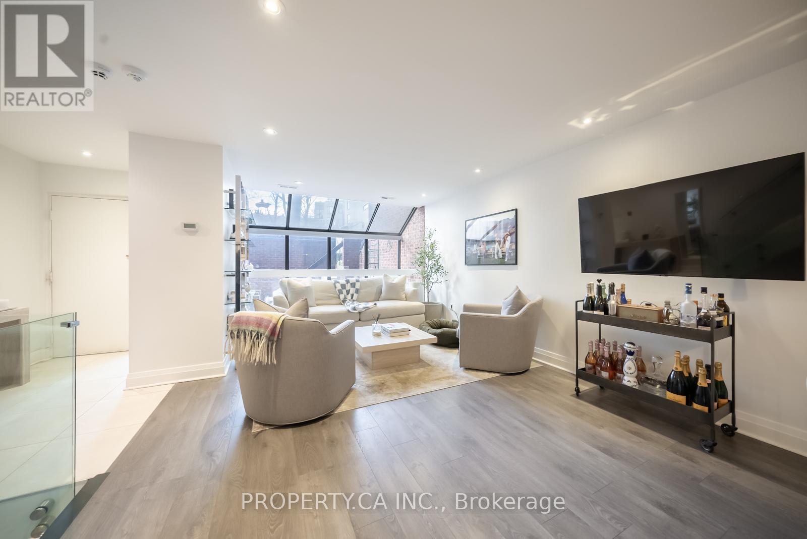 A5 - 142 PEARS AVENUE