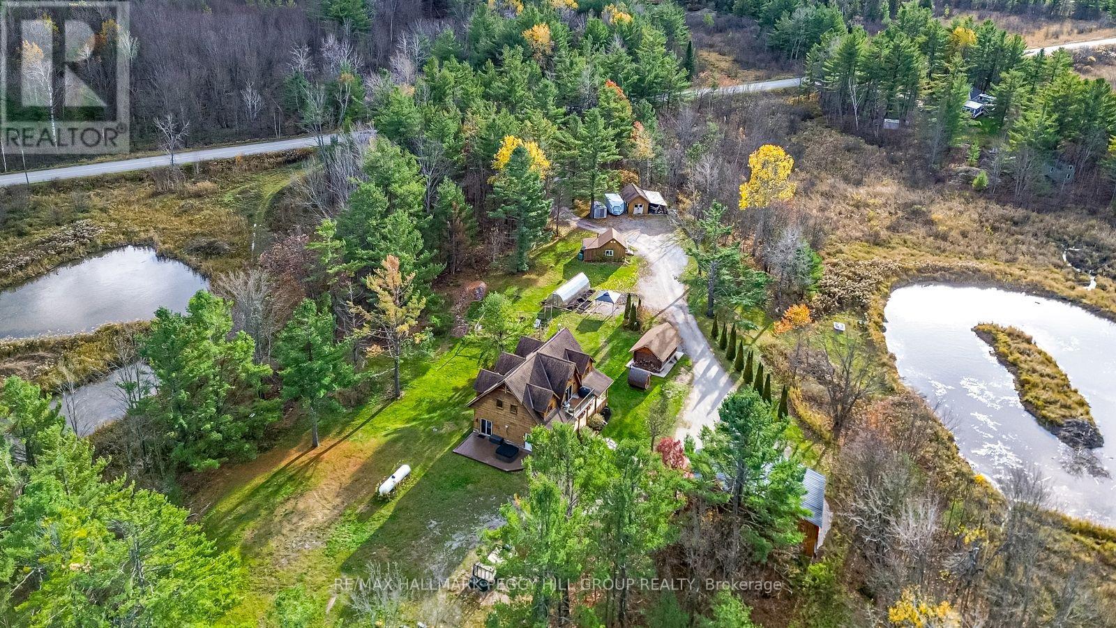 2504 FAIRGROUNDS ROAD — photo 4