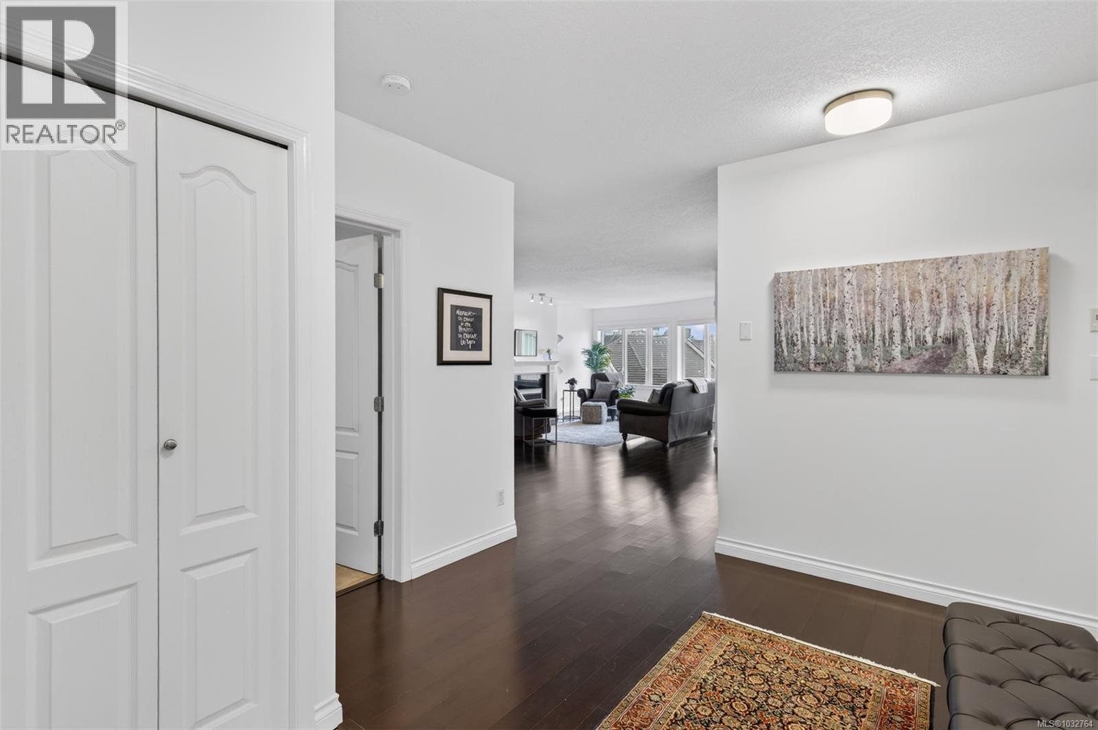 618 50 Songhees Road, Victoria