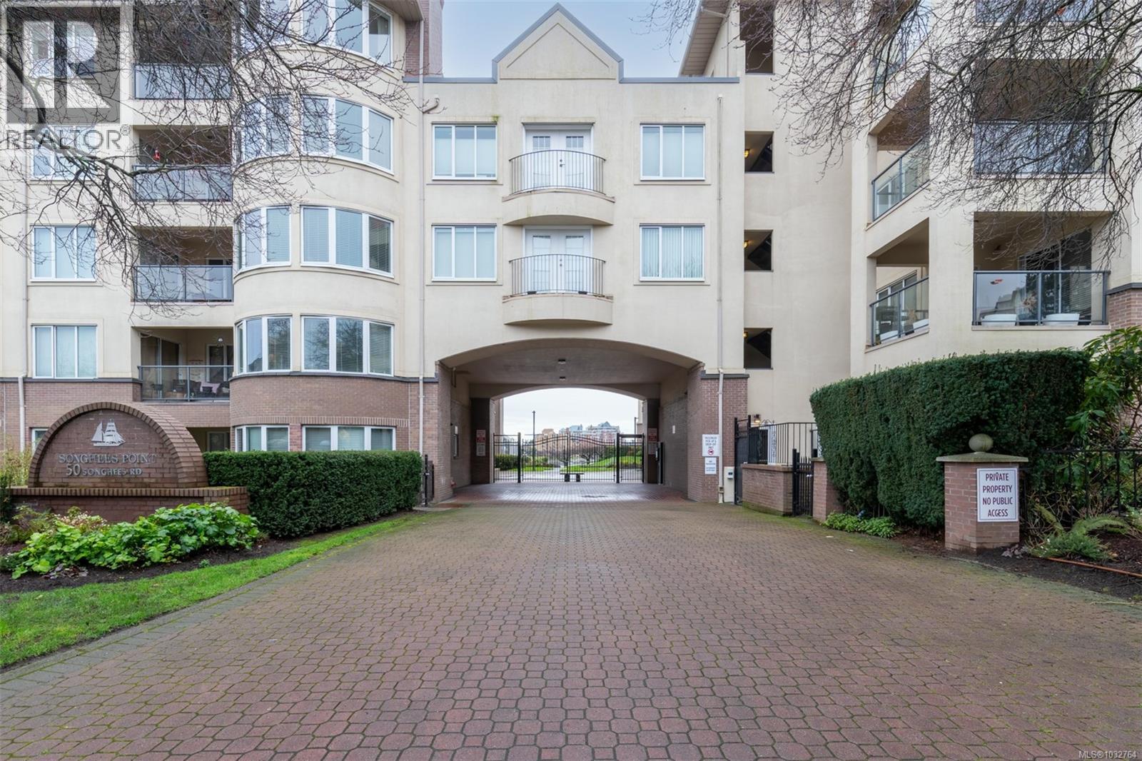 618 50 Songhees Road, Victoria