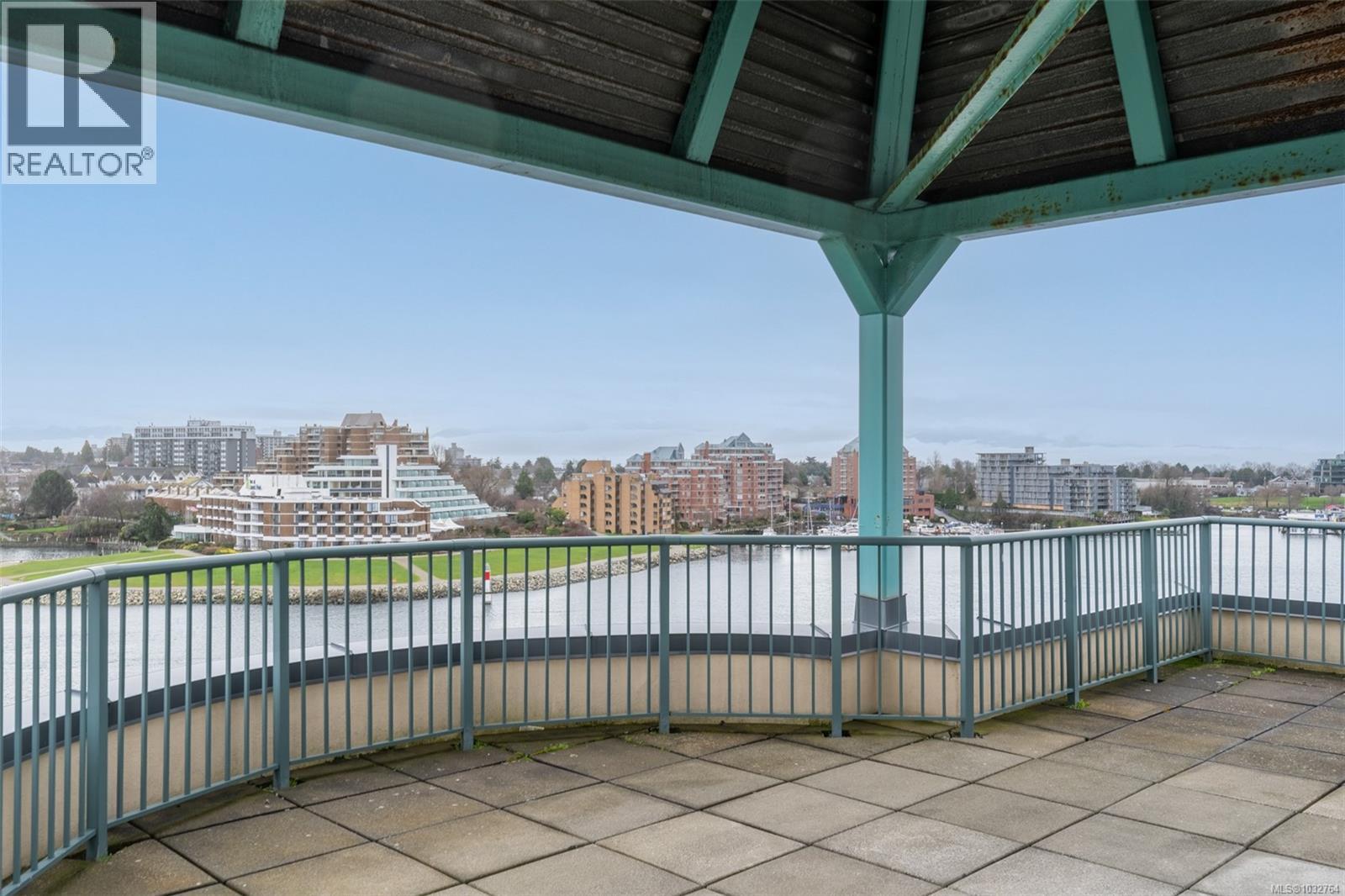 618 50 Songhees Road, Victoria