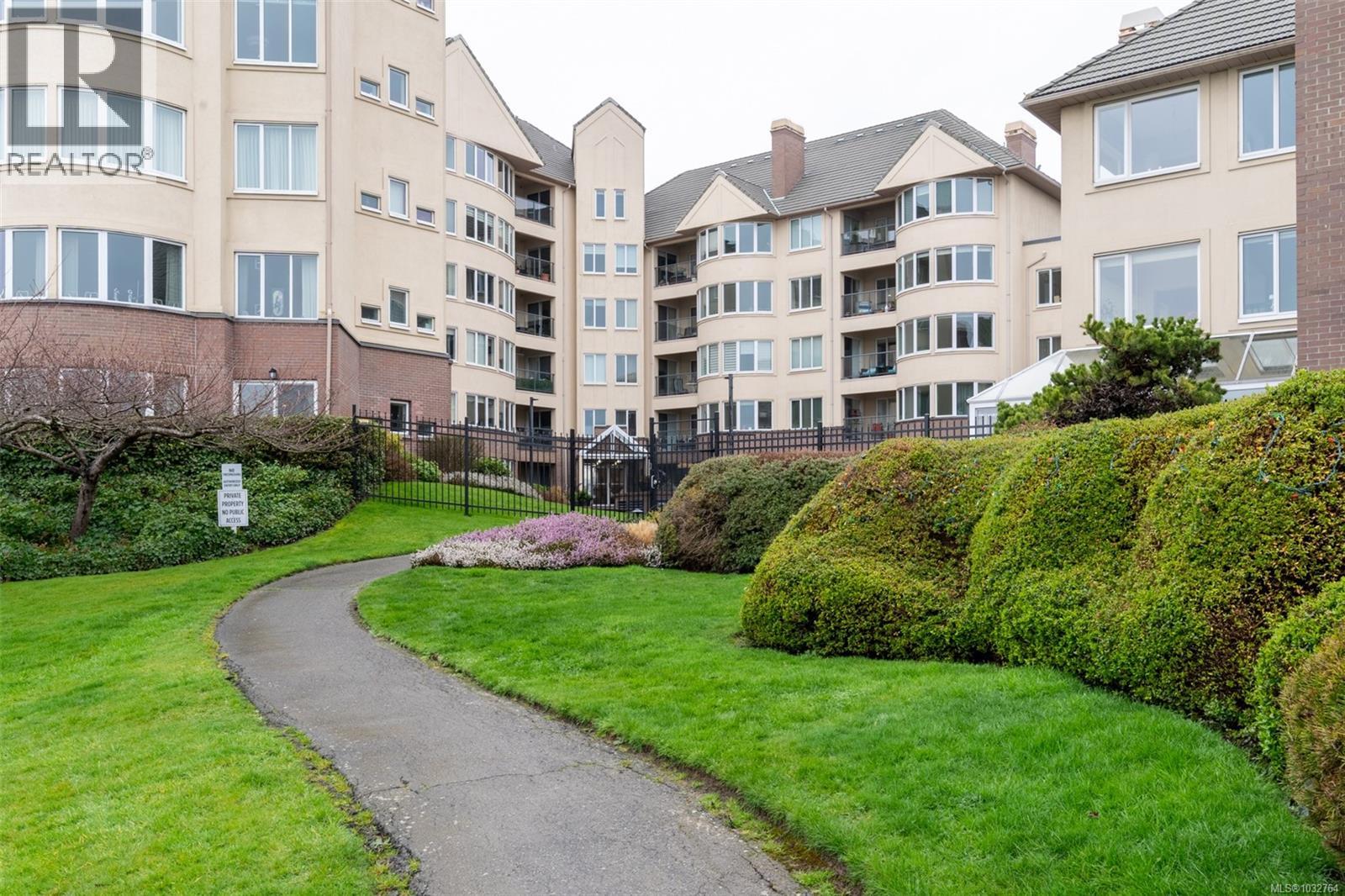 618 50 Songhees Road, Victoria