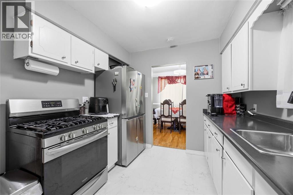 310 CONRAD STREET, Sarnia, Ontario, N7T3K6 — Photo 7