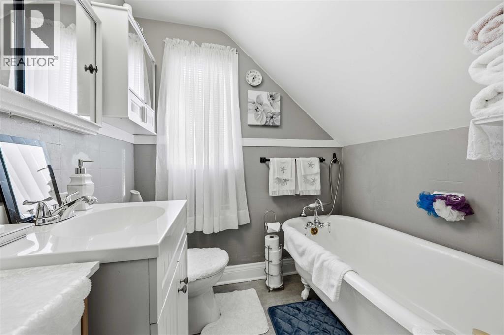 310 CONRAD STREET, Sarnia, Ontario, N7T3K6 — Photo 12