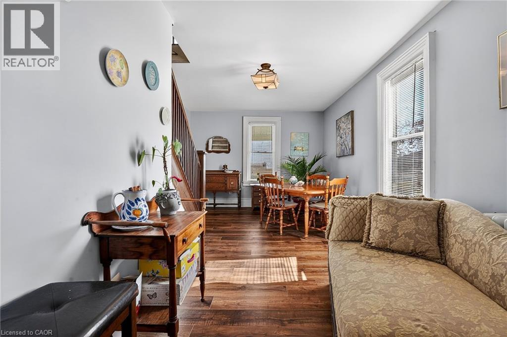 594 NIAGARA STONE Road - 21