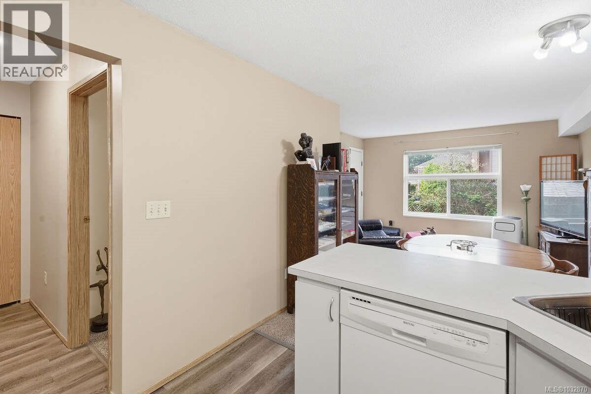 #212 3215 Cowichan Lake Rd - 12