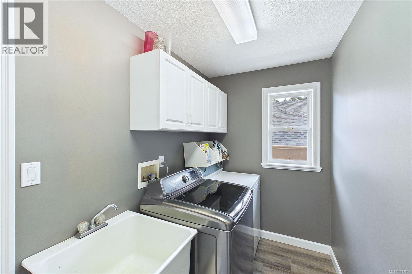 6062 Clarence Way - 28