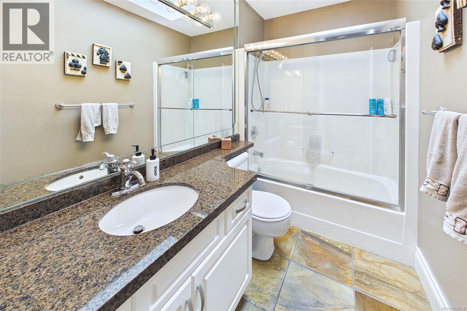 6062 Clarence Way - 34