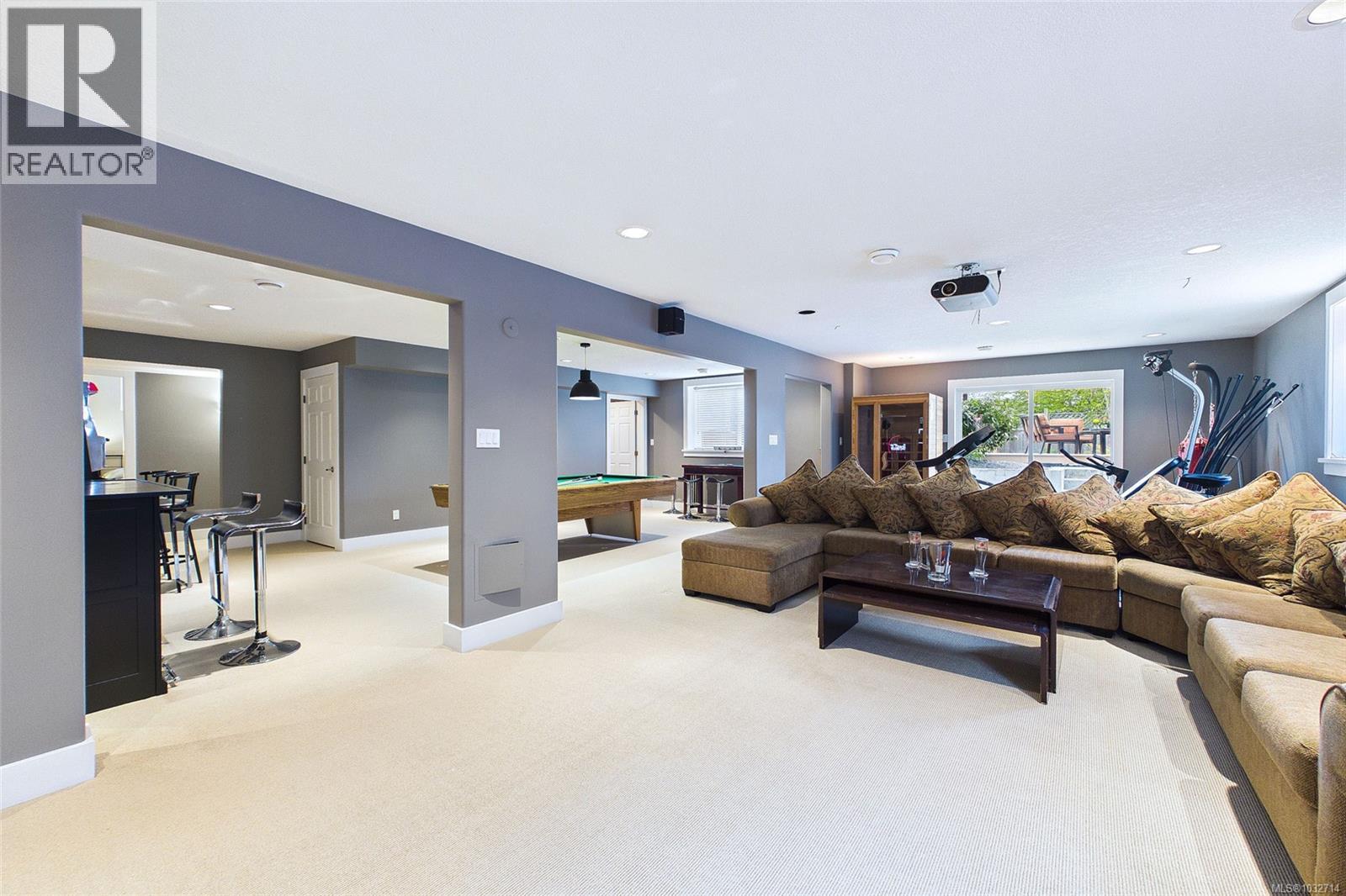 6062 Clarence Way - 39