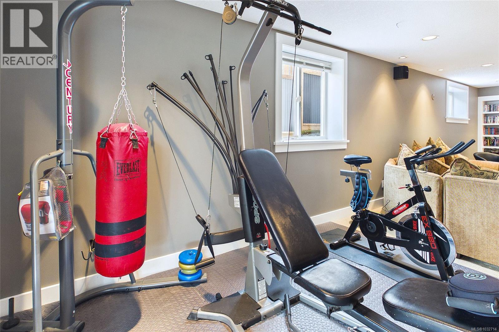 6062 Clarence Way - 49