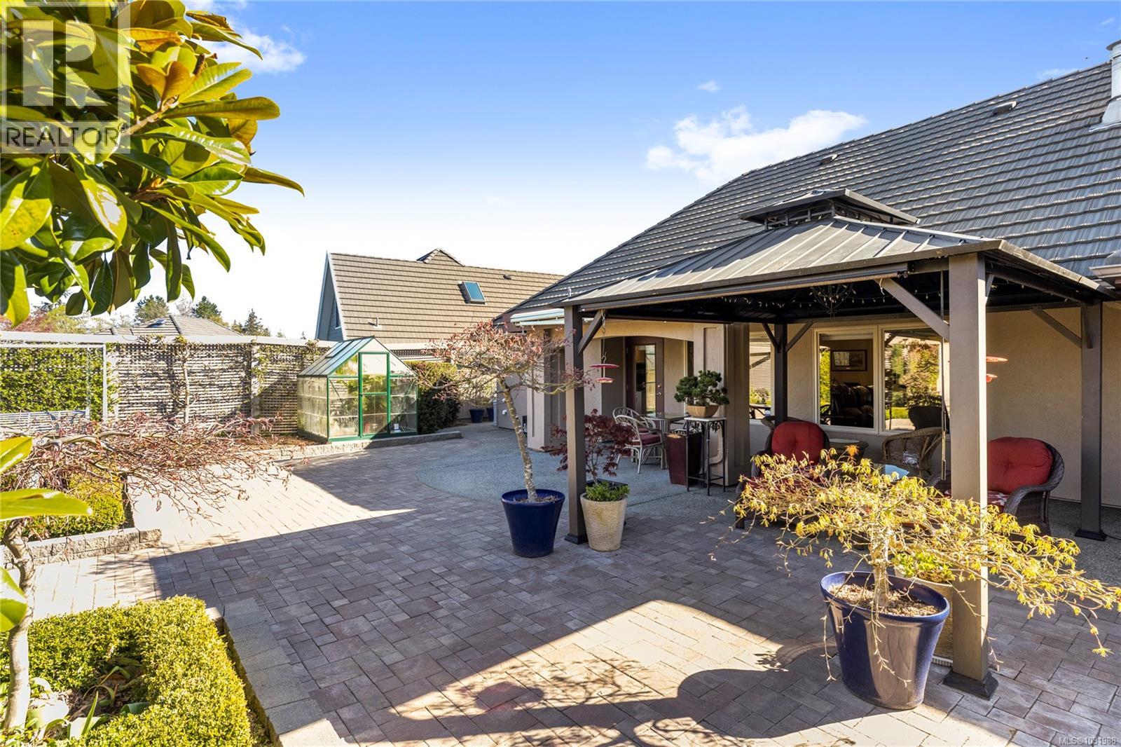 1240 Prestwick Pl - 11