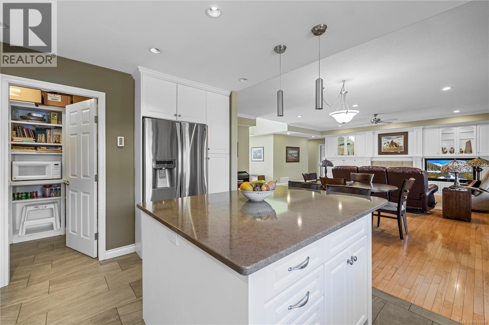 1240 Prestwick Pl - 24