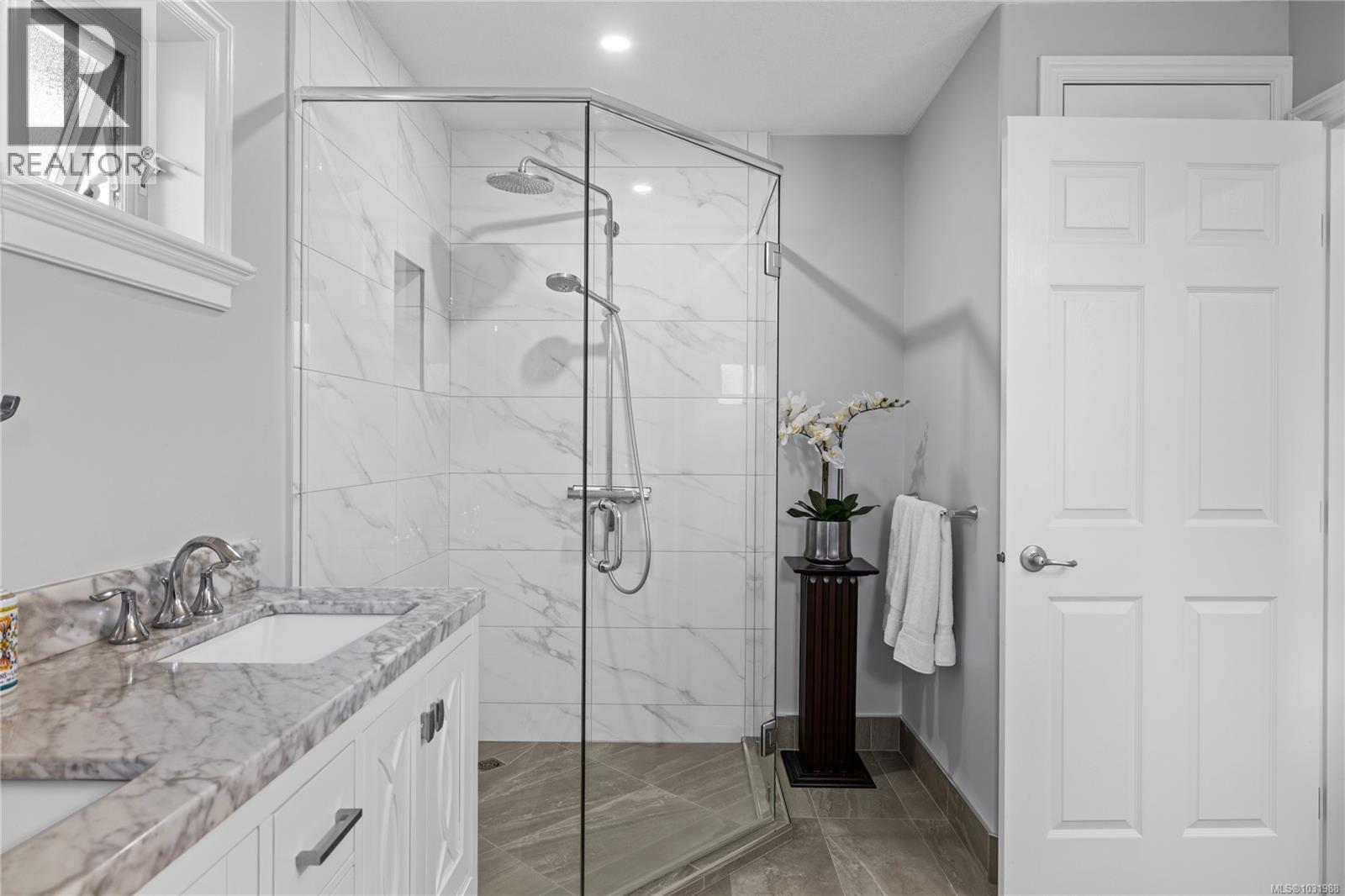 1240 Prestwick Pl - 36