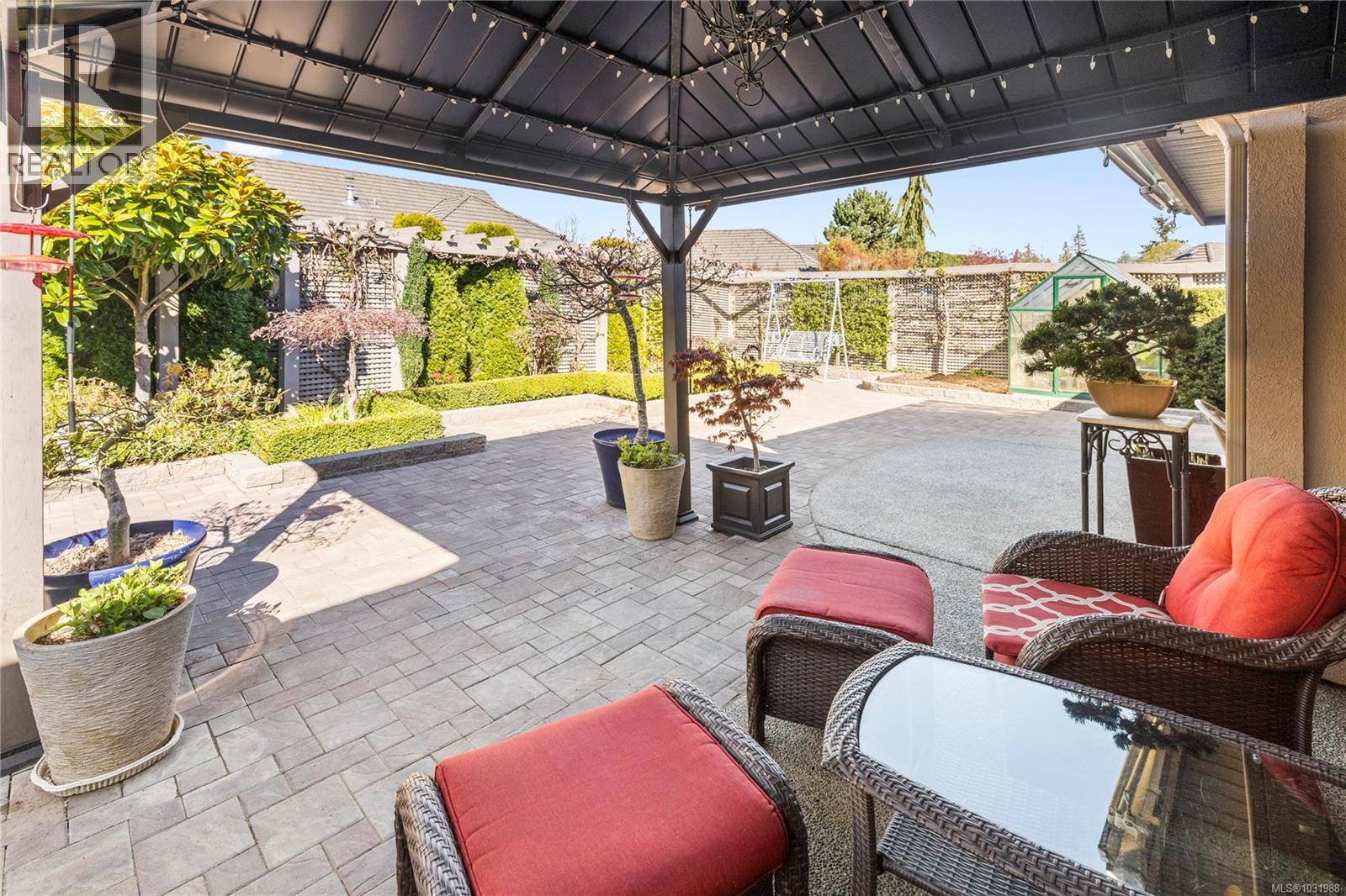 1240 Prestwick Pl - 9