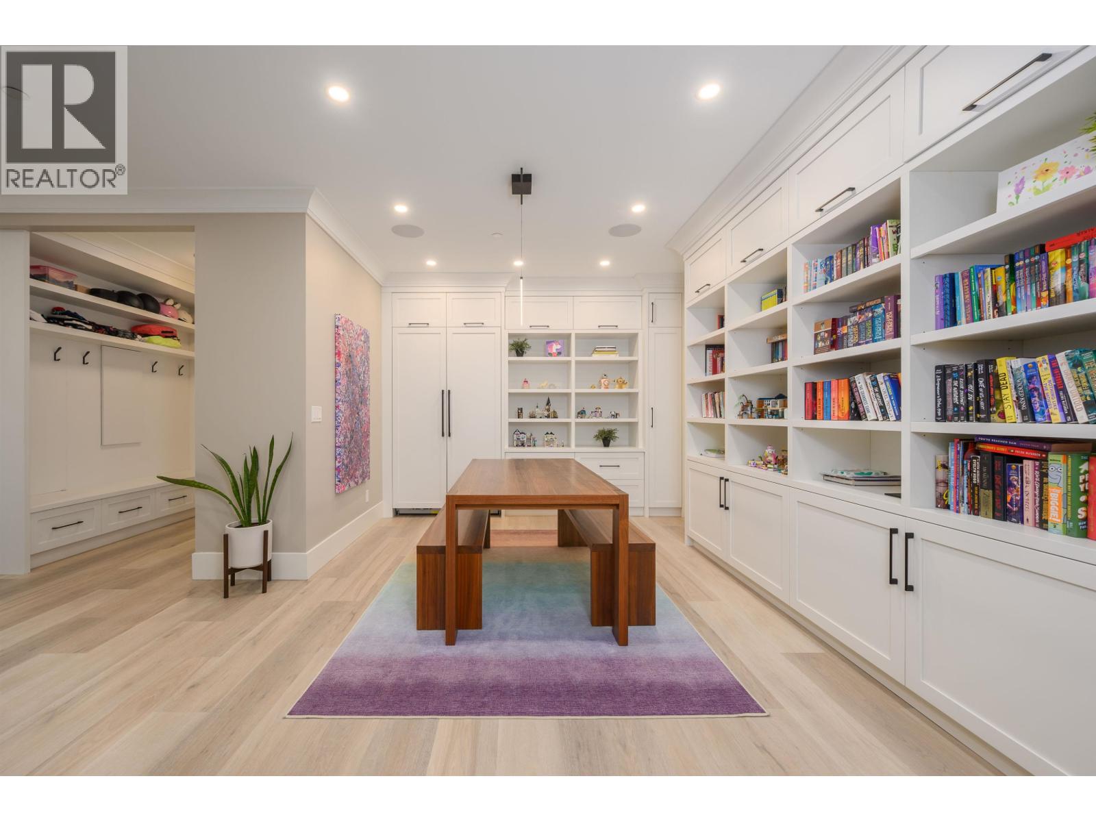 4297 W 11TH AVENUE, Vancouver