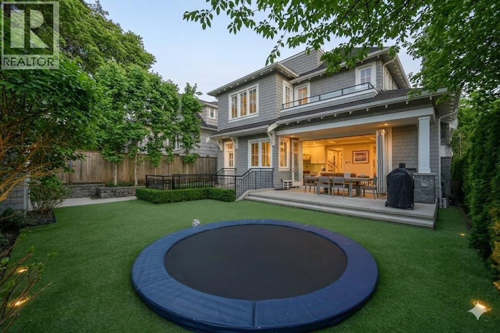 4297 W 11TH AVENUE, Vancouver