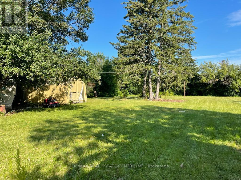2431 THORN LODGE DRIVE - 22