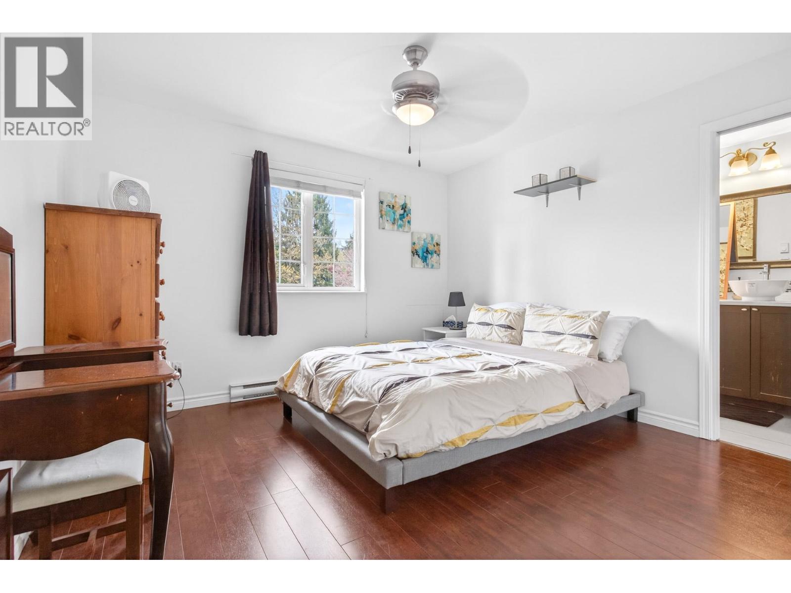 2176 LAURIER AVENUE, Port Coquitlam