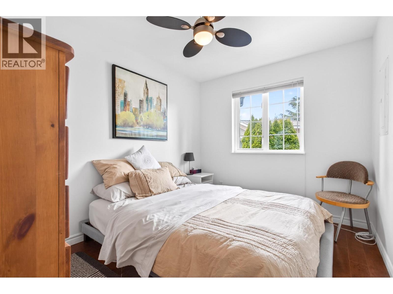 2176 LAURIER AVENUE, Port Coquitlam