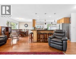 2176 Laurier Avenue, Port Coquitlam, BC V3B5N7 Photo 7