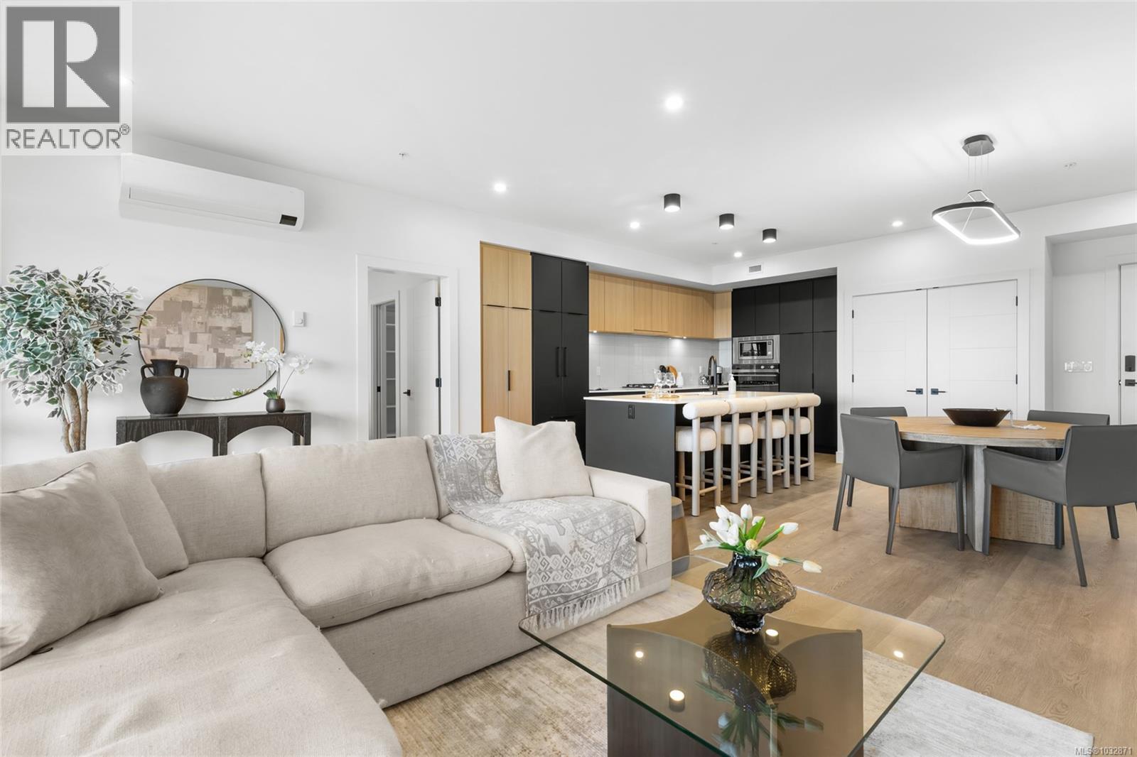 510 2341 Bear Mountain Parkway, Langford