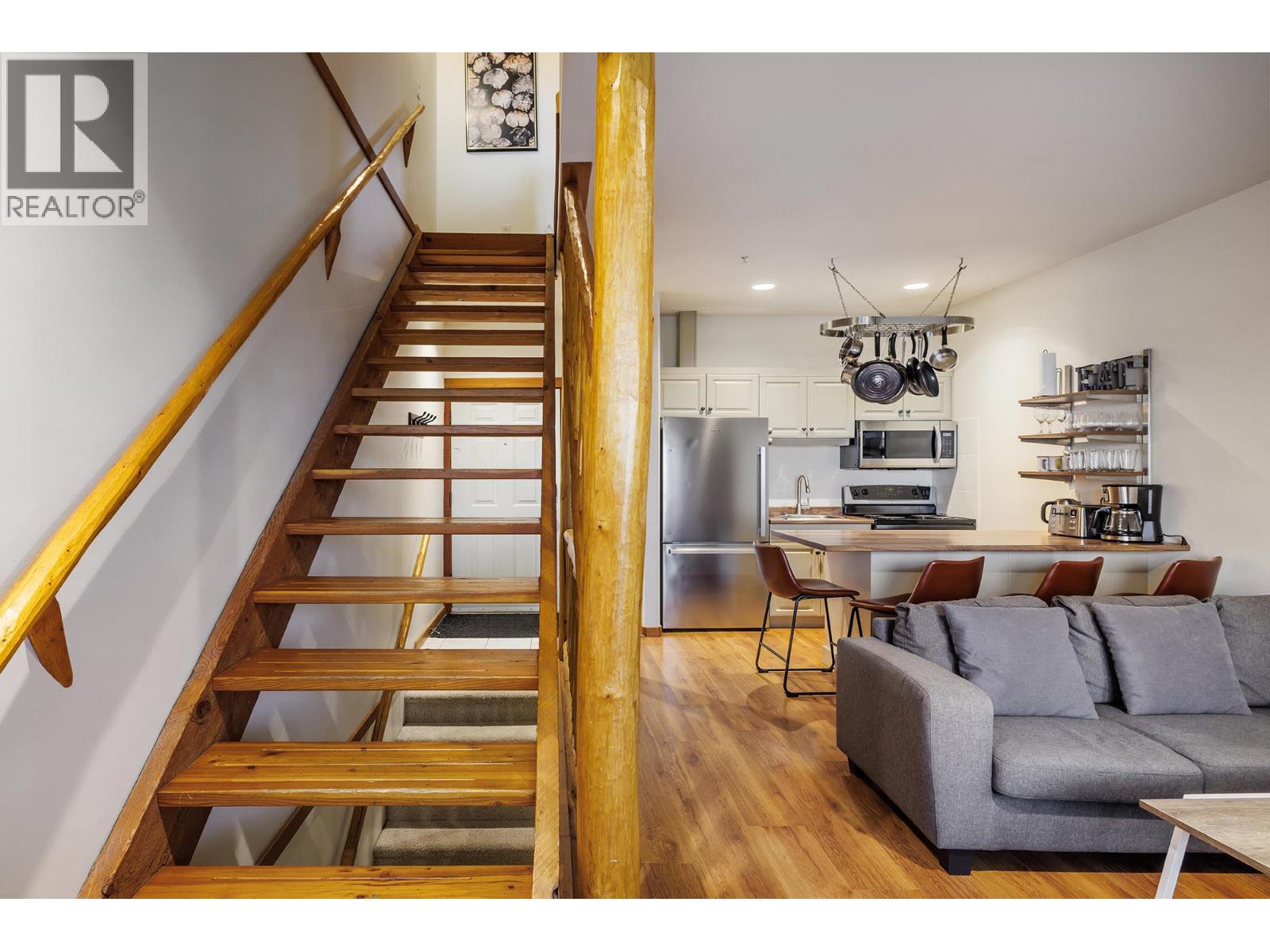 5020 Snowbird Way Unit# 6, Big White