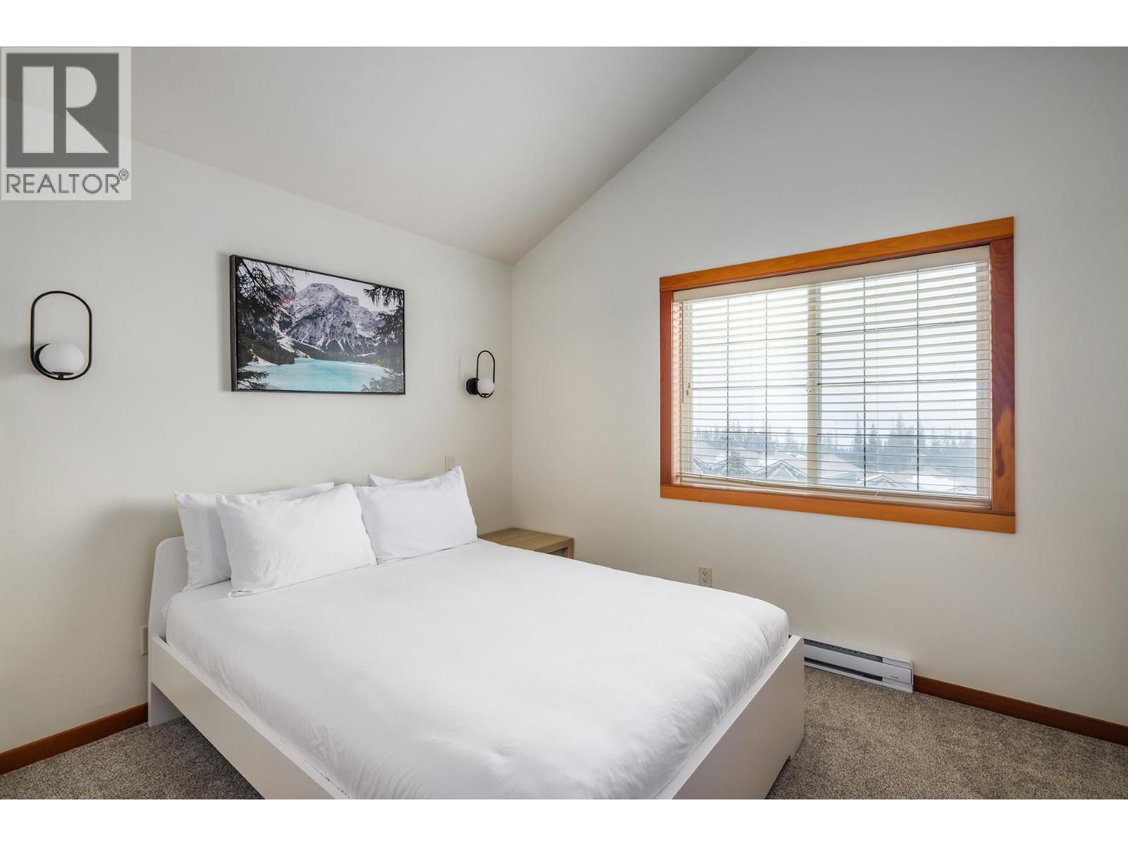 5020 Snowbird Way Unit# 6, Big White