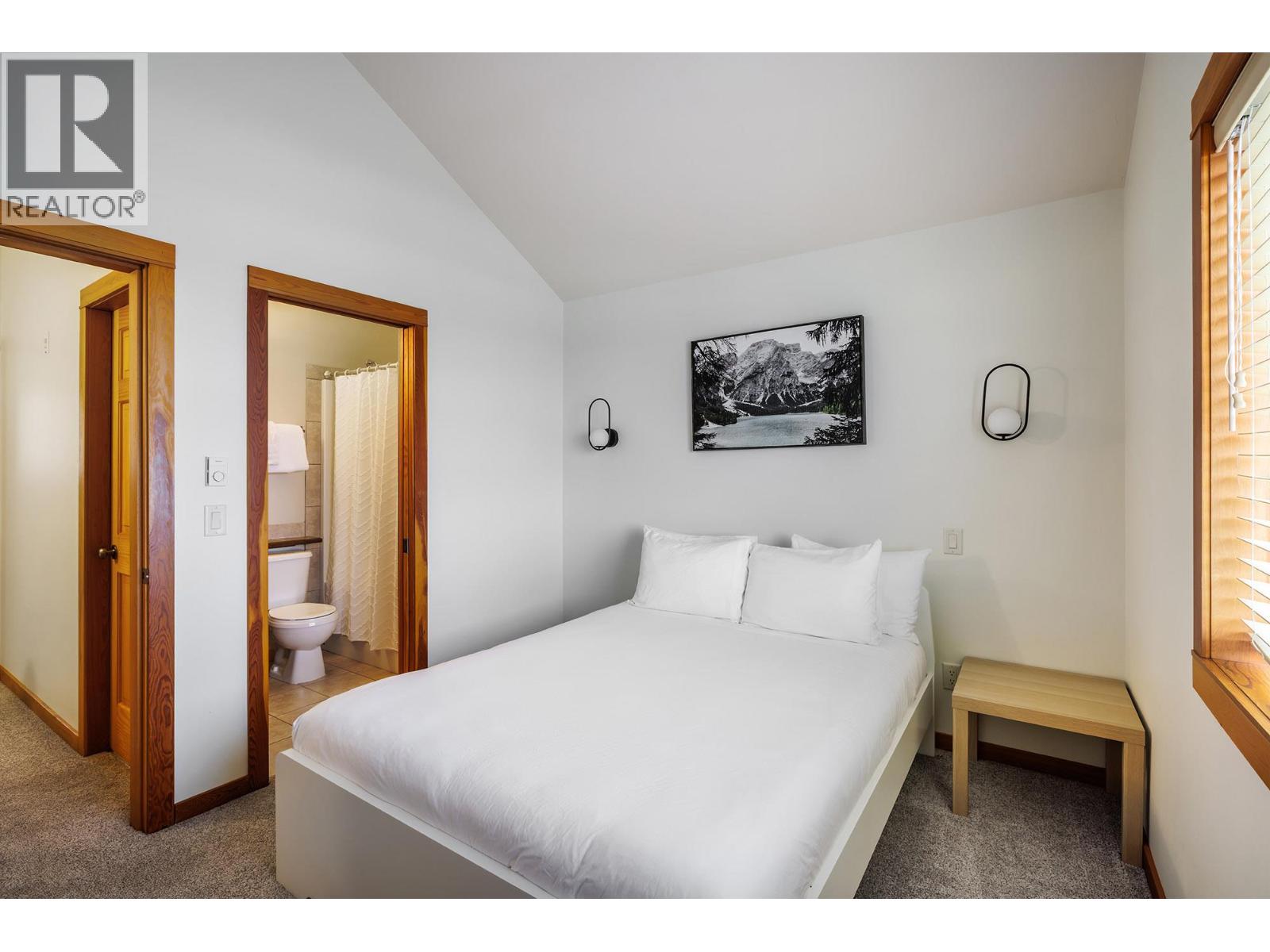 5020 Snowbird Way Unit# 6, Big White