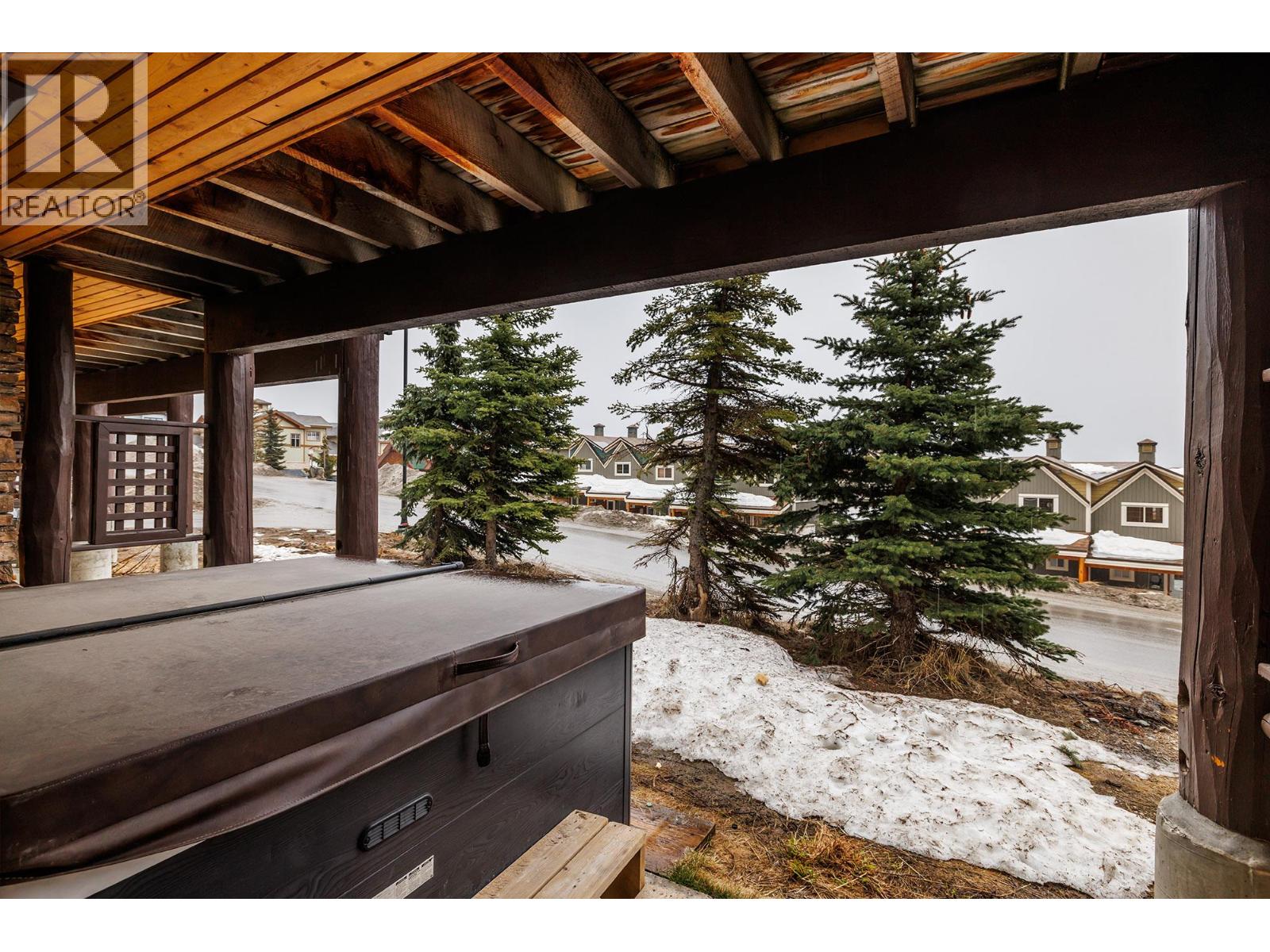 5020 Snowbird Way Unit# 6, Big White