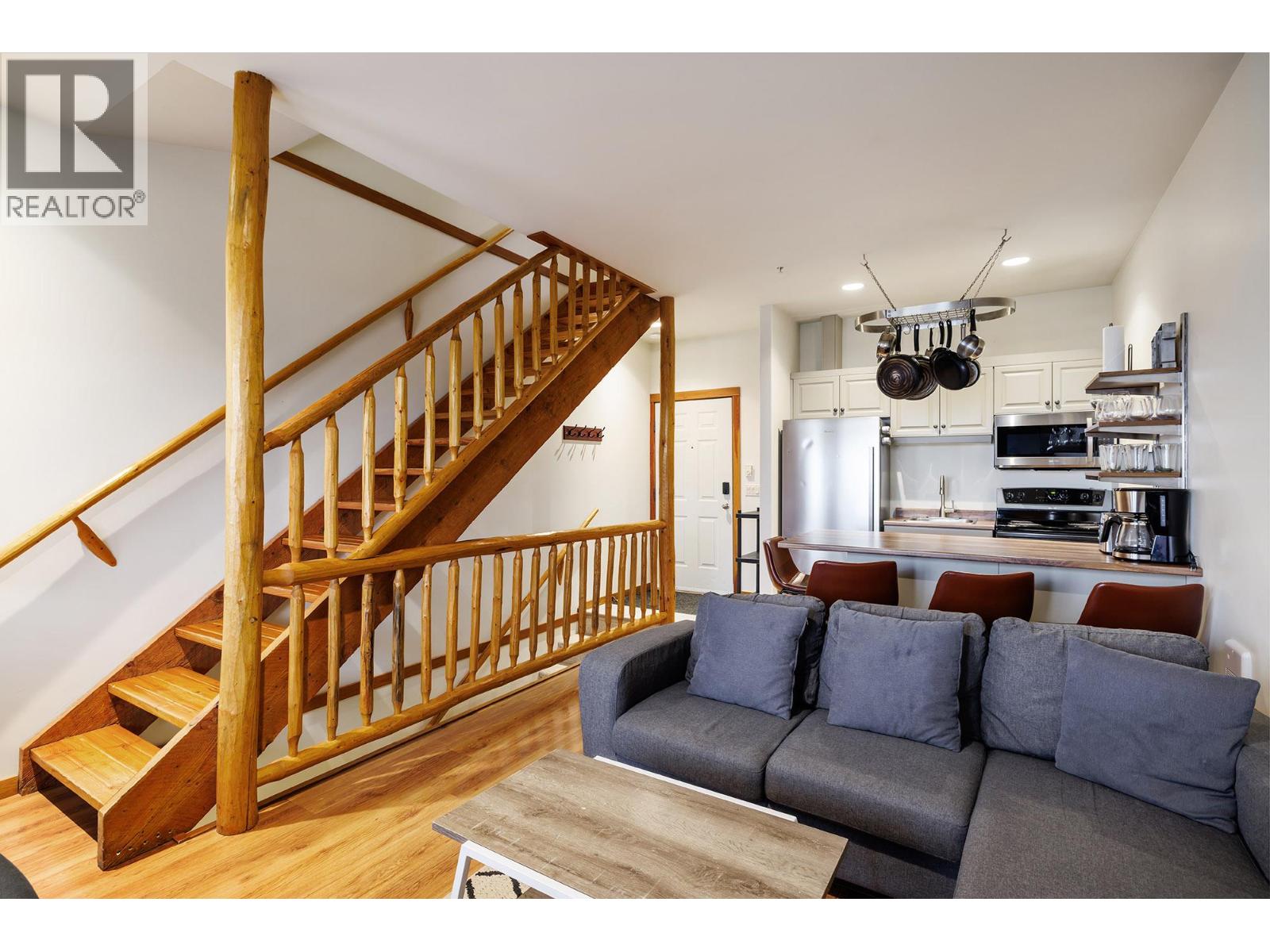 5020 Snowbird Way Unit# 6, Big White