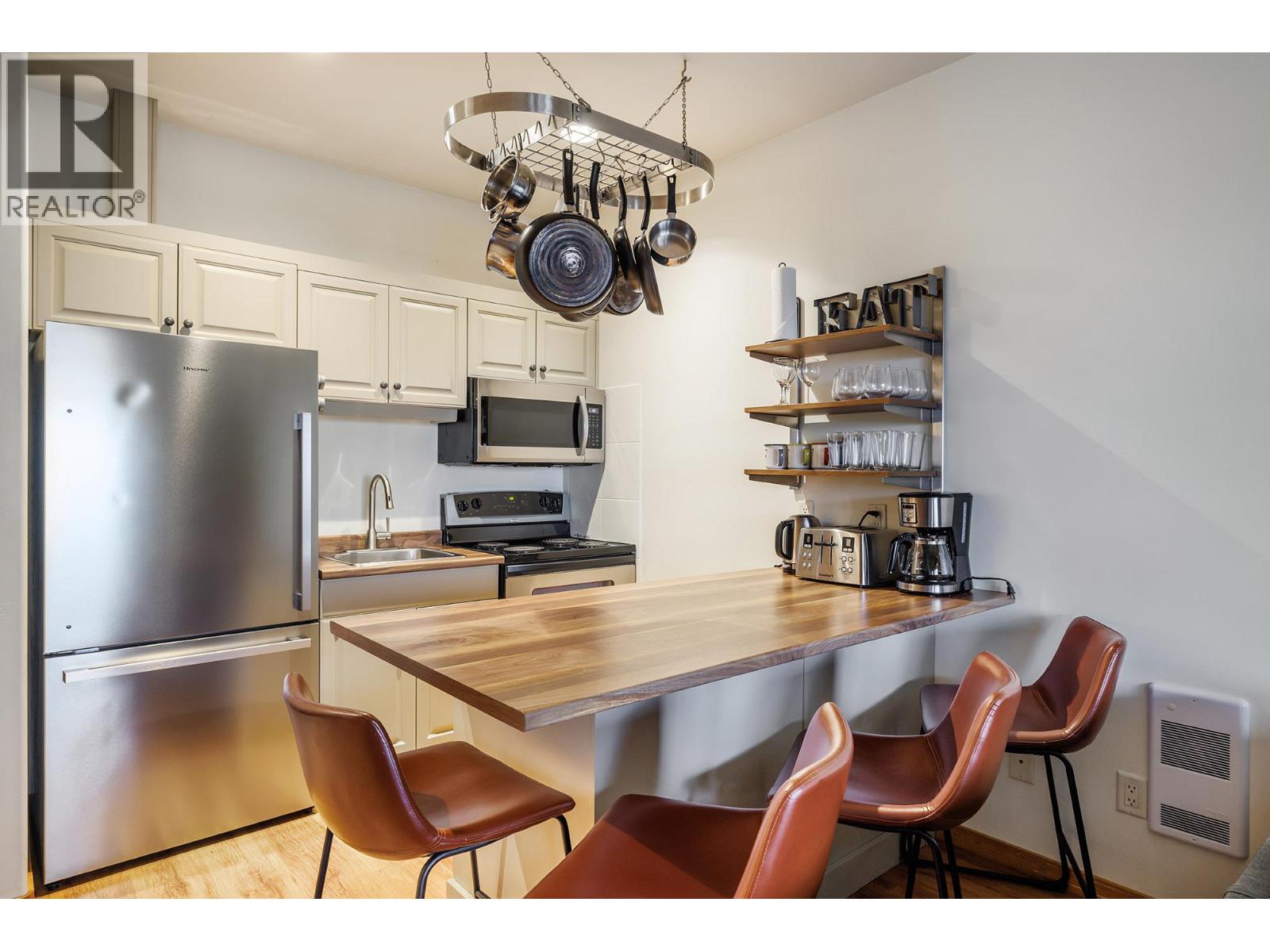 5020 Snowbird Way Unit# 6, Big White