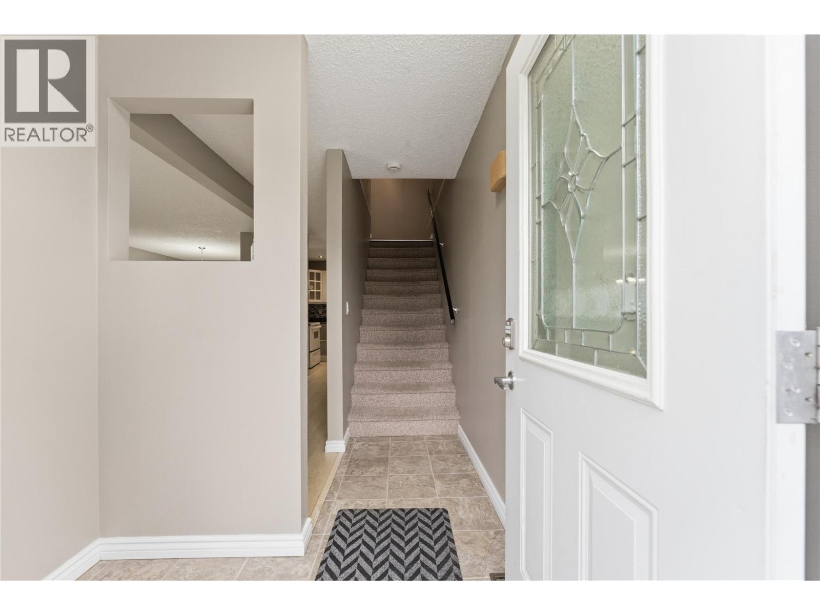 #205 2100 43 Avenue - 2
