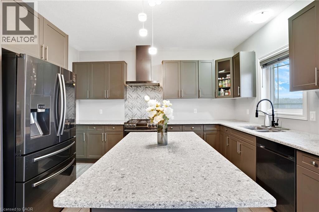 341 RIVERTRAIL Avenue - 22