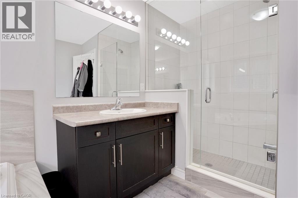 341 RIVERTRAIL Avenue - 33