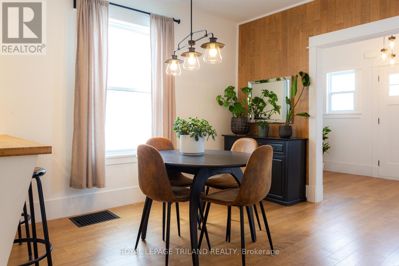 21 MAPLE STREET Property Photo