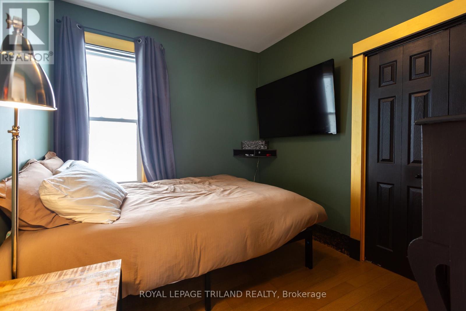 21 MAPLE STREET Property Photo