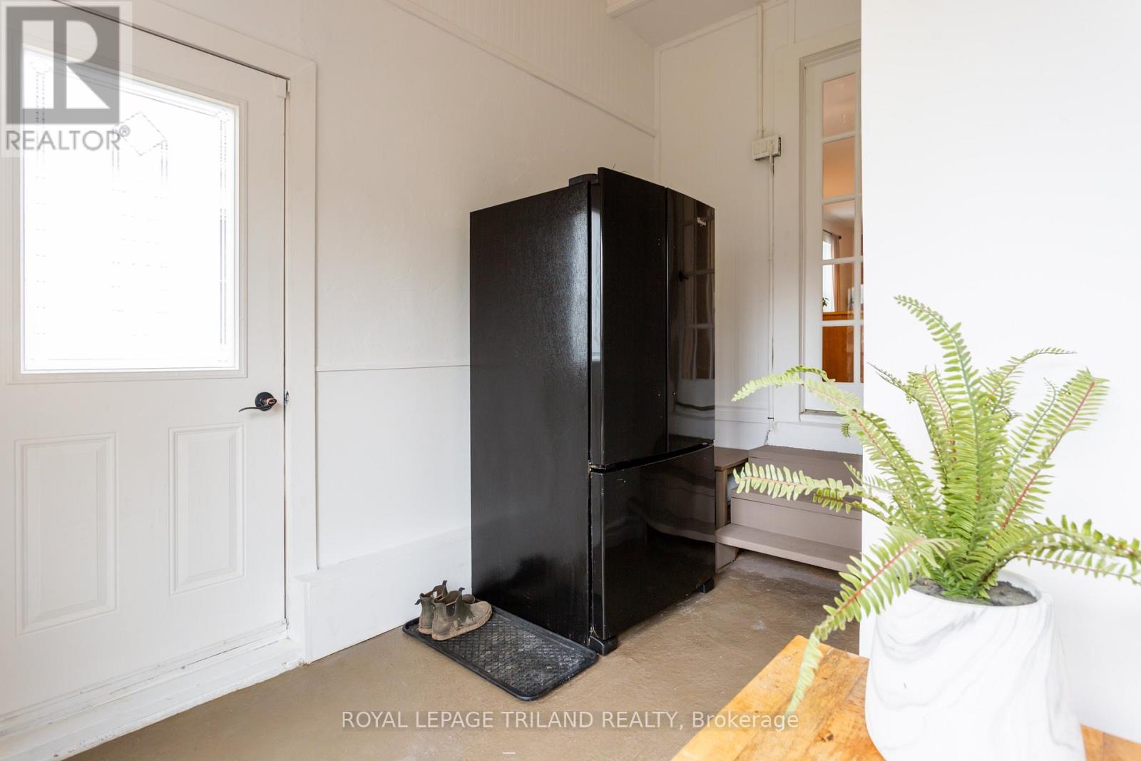 21 MAPLE STREET Property Photo