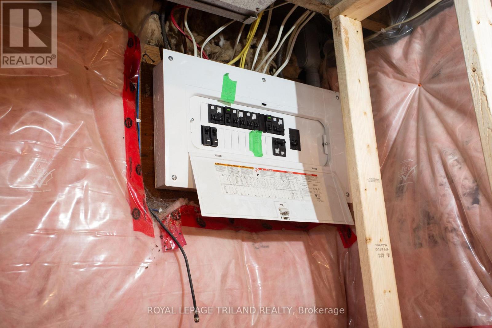 21 MAPLE STREET Property Photo