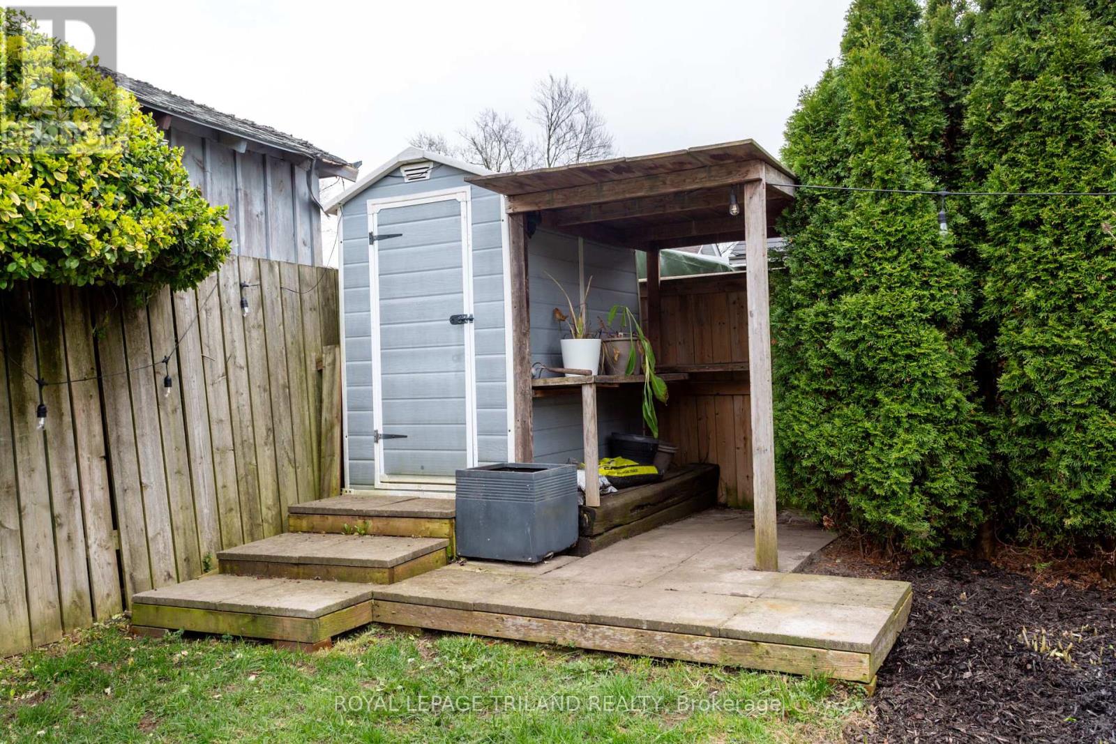 21 MAPLE STREET Property Photo